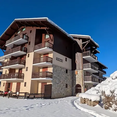 Appartement T2 4 Pers, Centre-village, Proche Pistes Et Commerces, Balcon Sud, Piscine L'ete