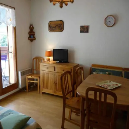 T2 4 Pers, Centre-village, Proche Pistes Et Commerces, Balcon Sud, Piscine L'ete - Fr-1-342-145 Arêches